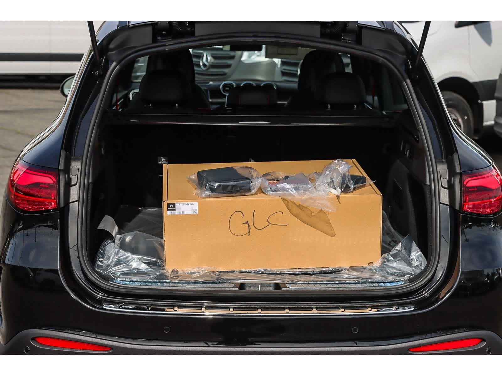 New 2025 Mercedes-Benz GLC 43 AMG 4MATIC image 24