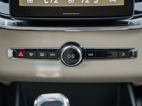 New 2026 Volvo XC90 B6 Ultra w/ Protection Package Premier image 23