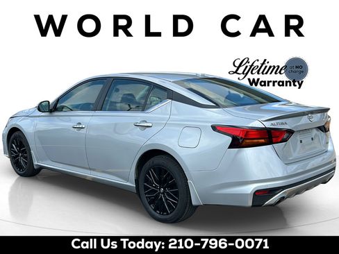 Used 2025 Nissan Altima 2.5 SV w/ SV Special Edition Package AWD/4WD image 5