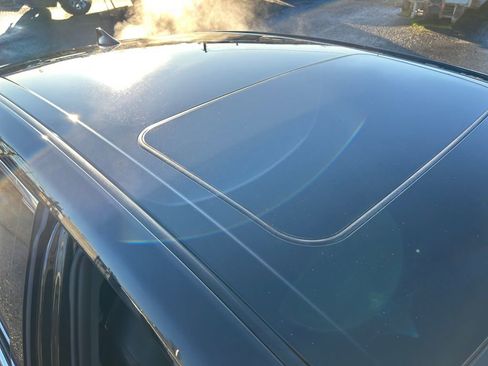 Used 2021 Toyota Avalon XSE image 28