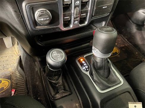 Used 2020 Jeep Wrangler Unlimited Sport S image 9