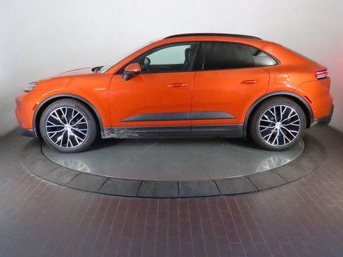 Certified 2025 Porsche Macan Electric RWD image 2