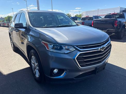 Used 2018 Chevrolet Traverse LT AWD/4WD image 4