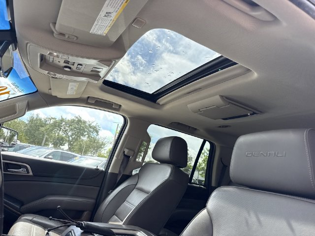 Used 2019 GMC Yukon Denali w/ Denali Ultimate Package AWD/4WD image 22