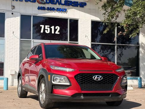 Used 2020 Hyundai Kona SE AWD/4WD image 1