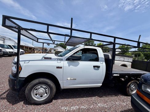 Used 2022 RAM 2500 Tradesman RWD image 12