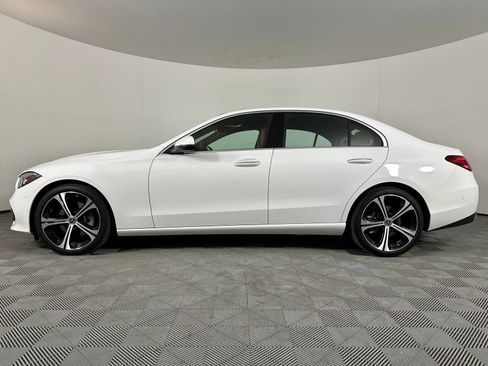 Used 2025 Mercedes-Benz C 300 Sedan image 18