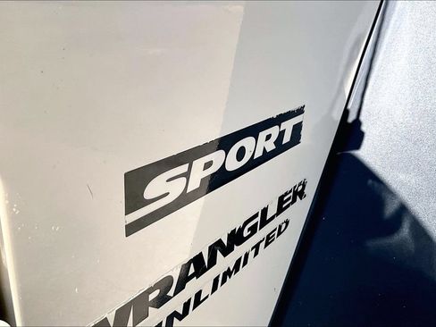 Used 2011 Jeep Wrangler Unlimited Sport AWD/4WD image 11