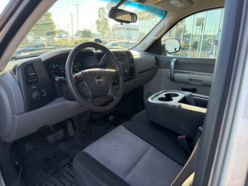 Used 2008 GMC Sierra 1500 W/T w/ Skid Plate Package AWD/4WD image 17