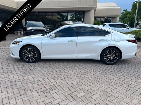 Certified 2024 Lexus ES 300h w/ Premium Package FWD image 7