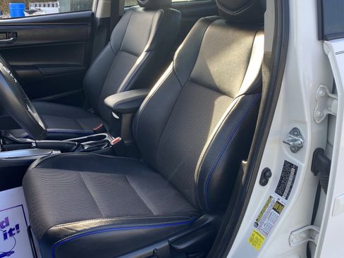 Used 2018 Toyota Corolla SE image 4