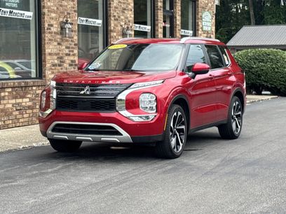 Used 2024 Mitsubishi Outlander SE