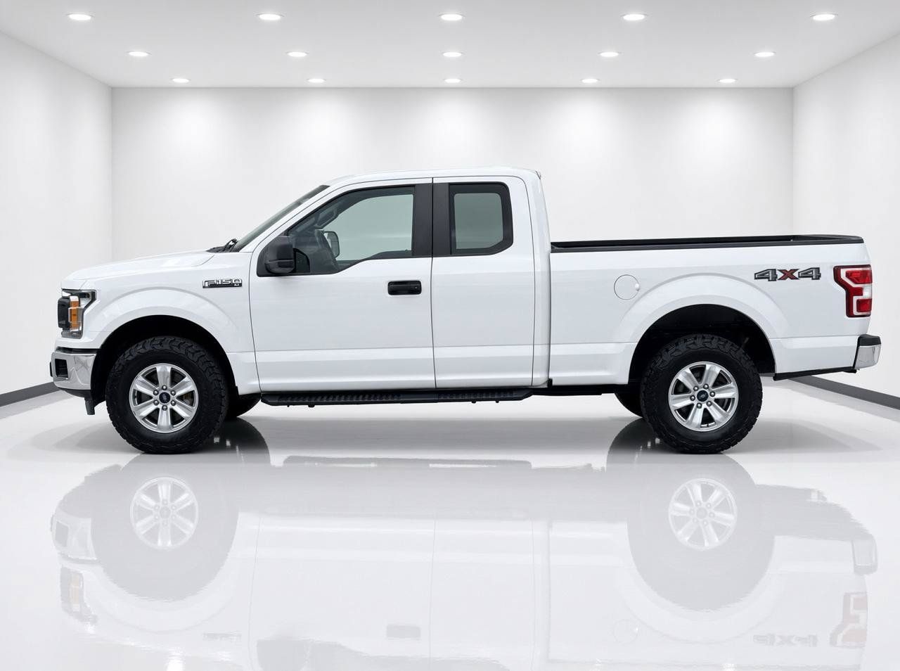 Used 2020 Ford F150 XL w/ Equipment Group 101A Mid AWD/4WD image 2