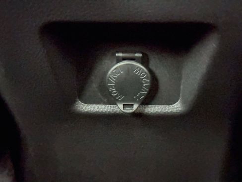 Certified 2024 Toyota RAV4 LE AWD/4WD image 33