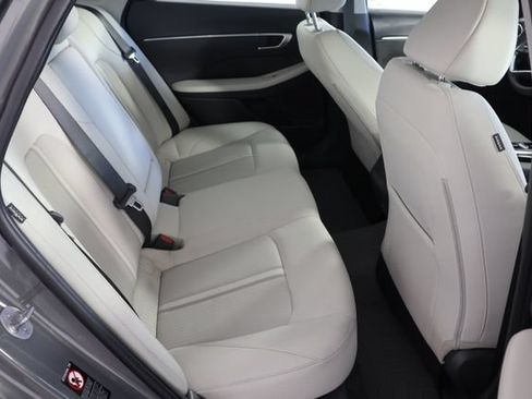 Used 2023 Hyundai Sonata SEL FWD image 22