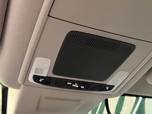 Used 2024 Honda CR-V LX image 31