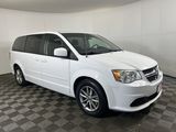 Used 2016 Dodge Grand Caravan SE image 4