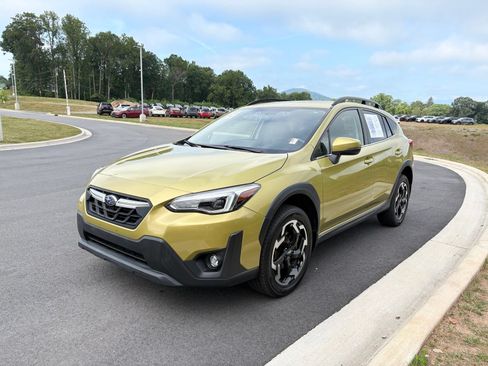 Used 2021 Subaru Crosstrek 2.5i Limited w/ Popular Package #2 AWD/4WD image 3