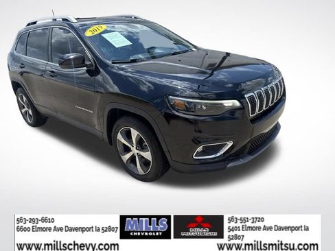 Used 2019 Jeep Cherokee Limited FWD image 7