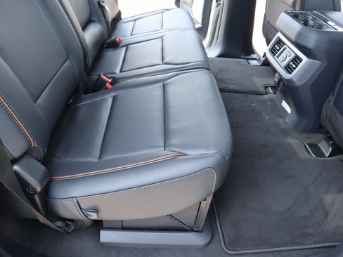 New 2026 Ford F250 Lariat w/ Black Appearance Package image 16