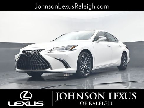 Used 2024 Lexus ES 350 w/ Premium Package image 16