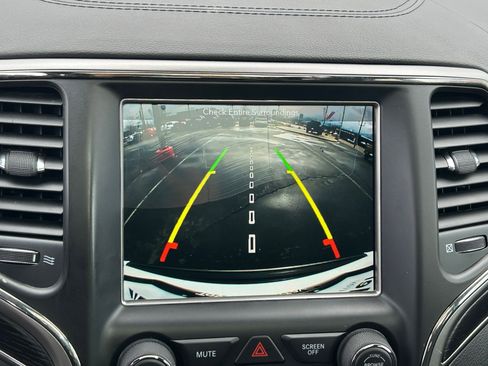 Used 2018 Jeep Grand Cherokee High Altitude image 21