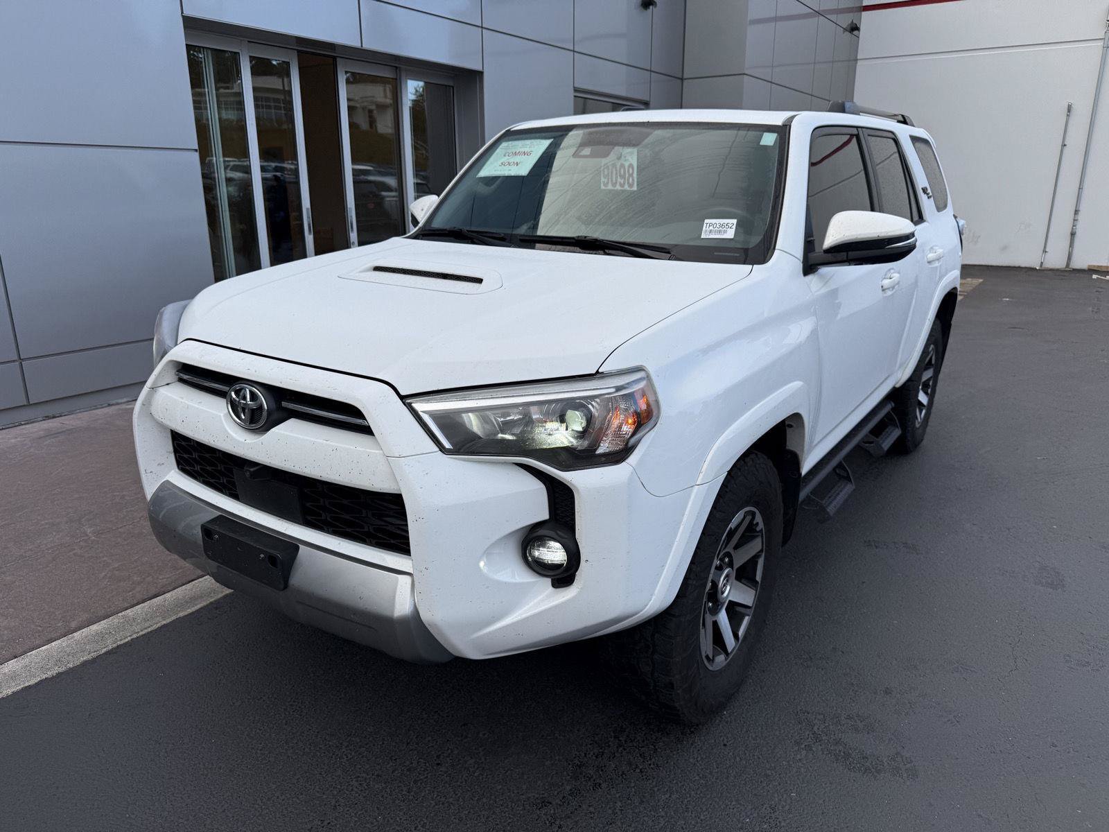 Used 2024 Toyota 4Runner TRD Off-Road Premium w/ Off Road Premium Plus Package AWD/4WD image 1
