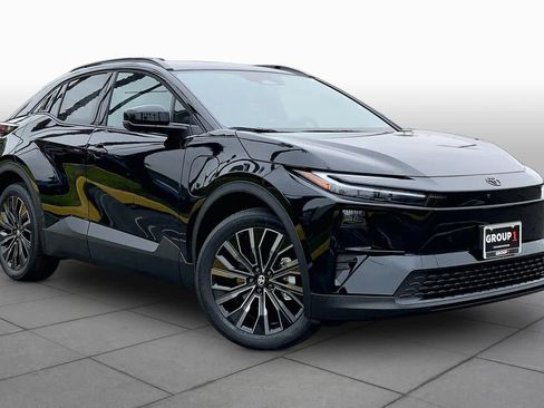 New 2026 Toyota C-HR AWD/4WD image 2