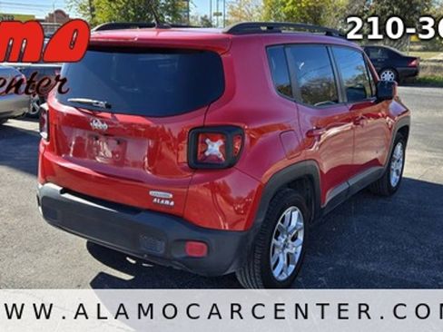 Used 2015 Jeep Renegade Latitude FWD image 5