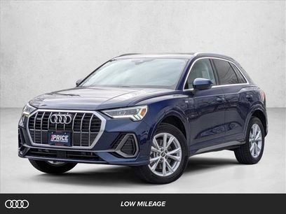 Certified 2025 Audi Q3 2.0T Premium w/ Convenience Package