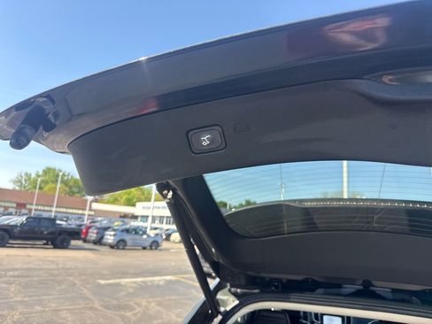 Used 2023 Ford Edge SEL w/ Convenience Package AWD/4WD image 13