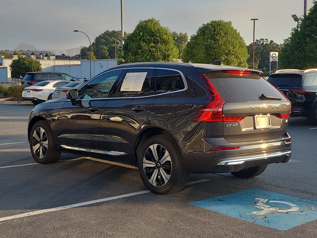 Used 2023 Volvo XC60 T8 Plus AWD/4WD image 5
