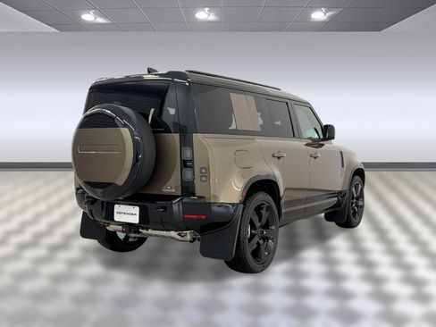 New 2026 Land Rover Defender 110 X-Dynamic SE AWD/4WD image 9