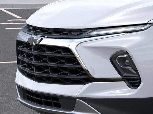 New 2026 Chevrolet Blazer LT w/ Convenience Package FWD image 13