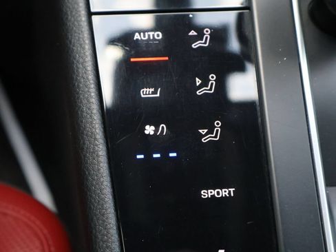 Used 2023 Porsche Macan S AWD/4WD image 26