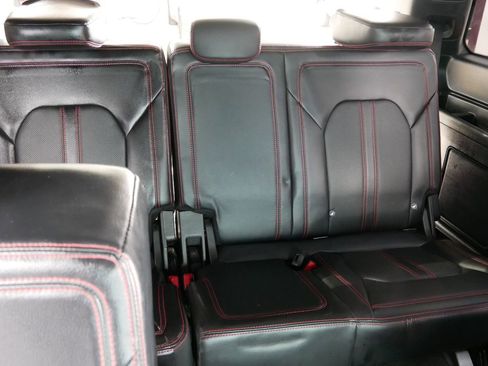 Used 2021 Ford Expedition Limited image 44