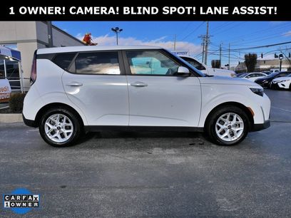 Used 2023 Kia Soul LX w/ Option Group 015