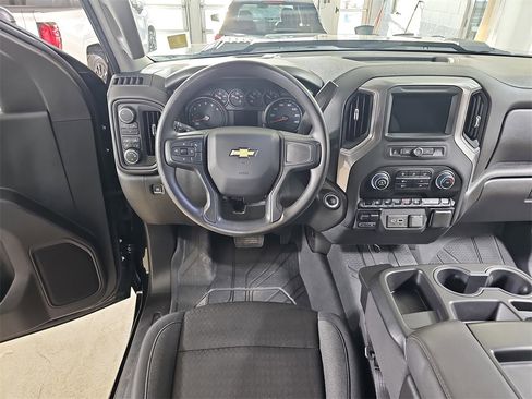 Used 2024 Chevrolet Silverado 2500 Custom w/ Custom Value Package image 19