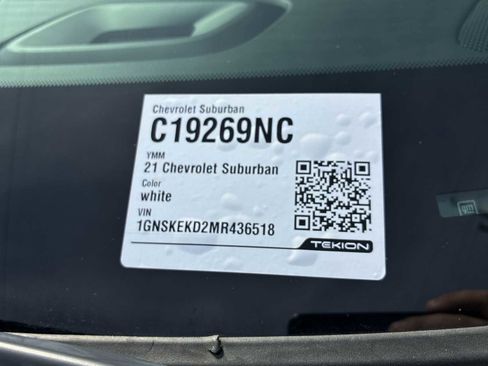 Certified 2021 Chevrolet Suburban RST image 35