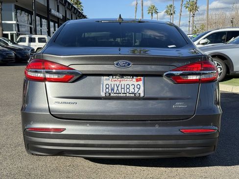 Used 2020 Ford Fusion SE image 17