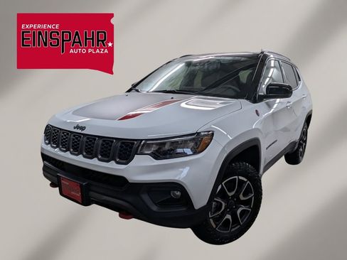 New 2026 Jeep Compass Trailhawk image 1