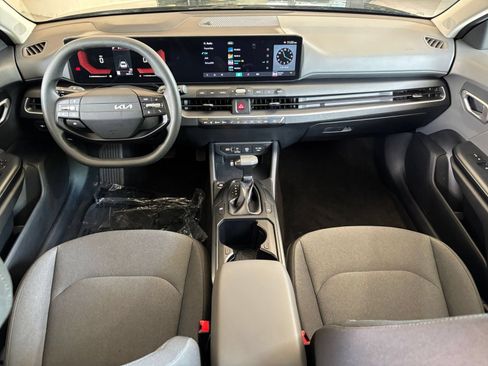 Used 2025 Kia K4 FWD image 32