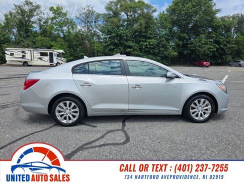 Used 2014 Buick LaCrosse FWD image 6