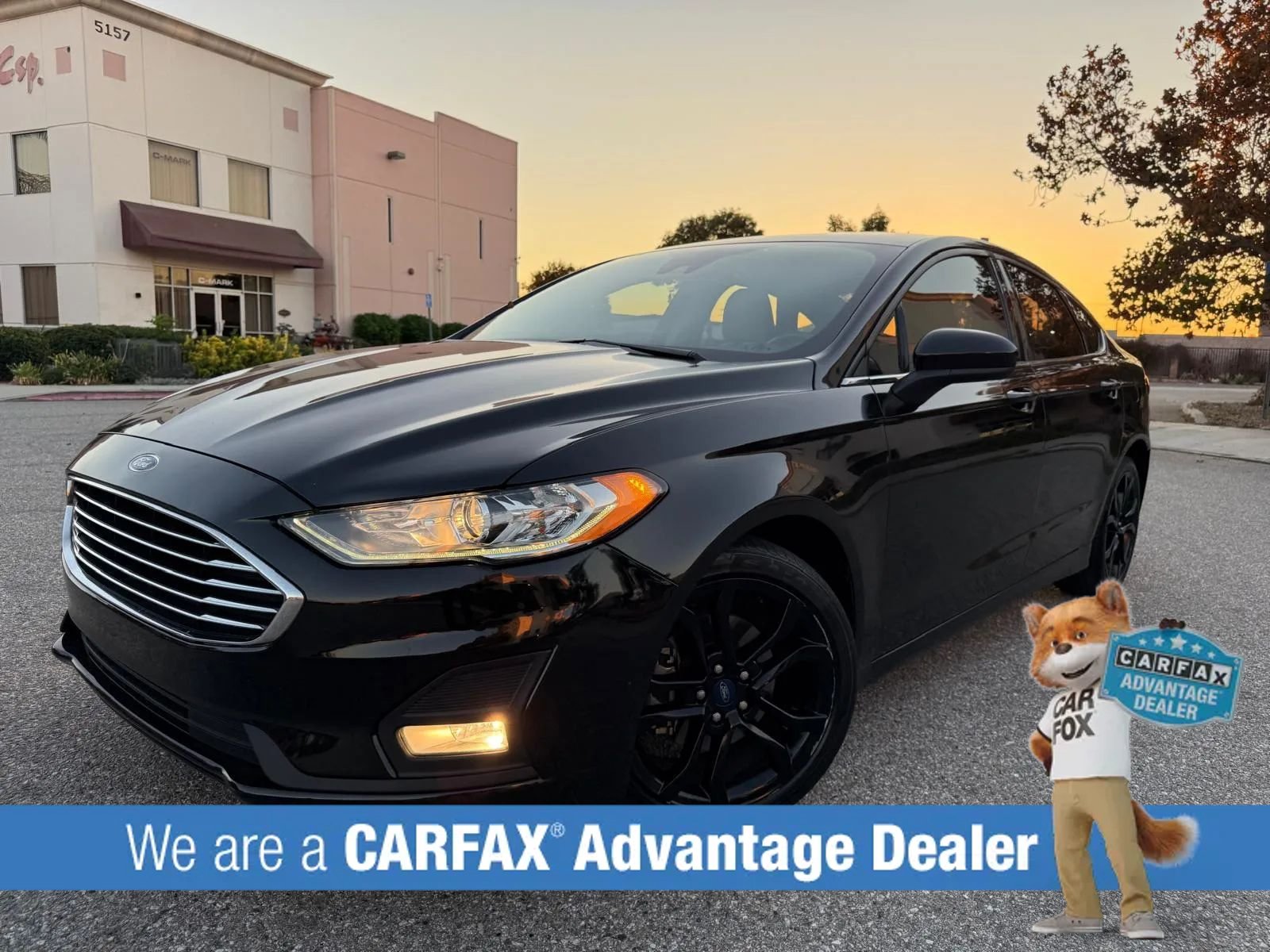 Used 2020 Ford Fusion SE w/ Equipment Group 151A FWD image 4