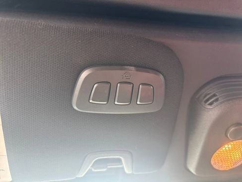 Used 2018 Ford Mustang Premium w/ Ecoboost Performance Package image 28