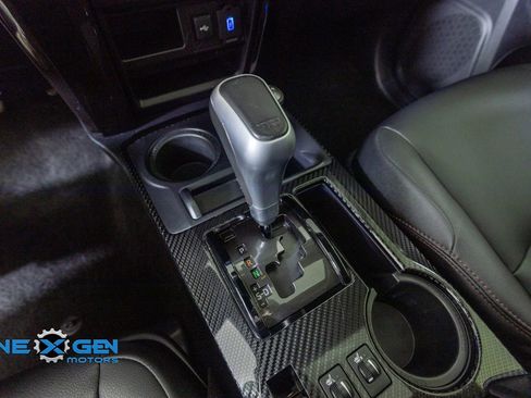Used 2023 Toyota 4Runner TRD Off-Road Premium w/ Moonroof Package AWD/4WD image 23