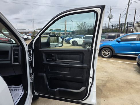 Used 2018 RAM 1500 Tradesman w/ Popular Equipment Group image 34