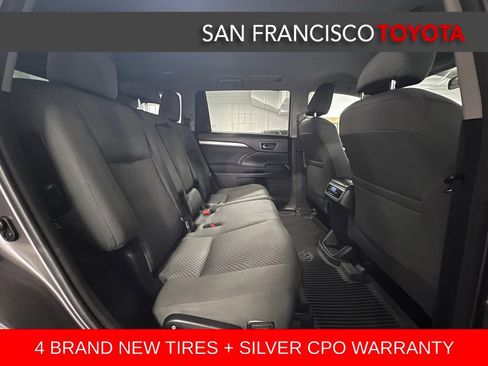 Certified 2017 Toyota Highlander LE image 19