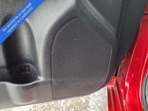 Used 2015 Toyota Camry image 16