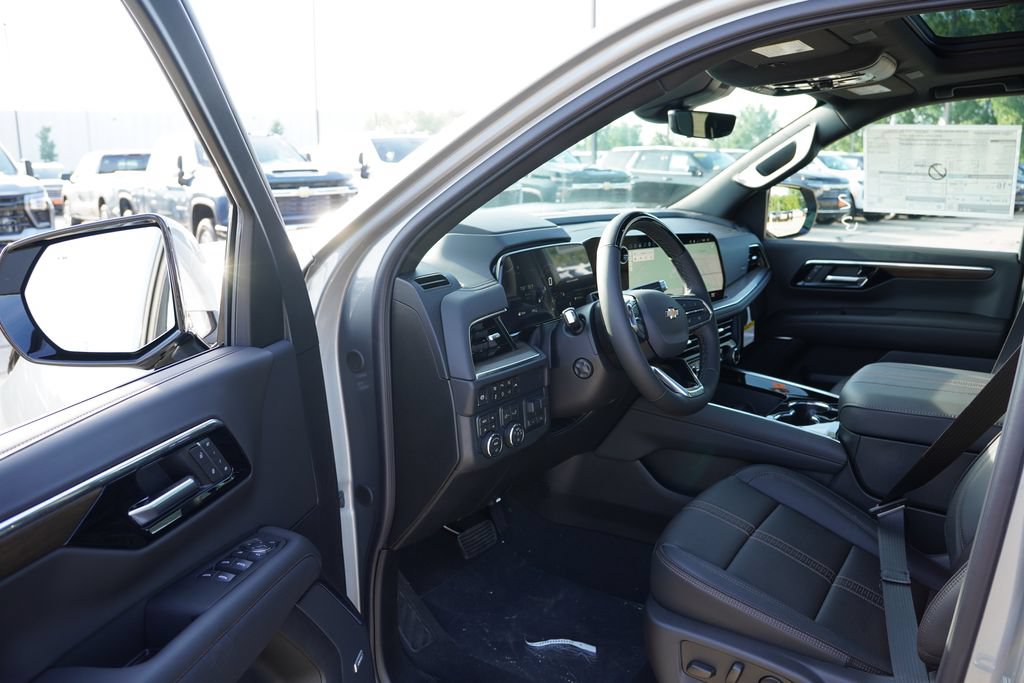 New 2026 Chevrolet Tahoe High Country AWD/4WD image 11